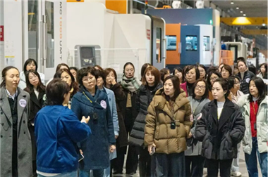 致敬她力量 | 科德数控携手大连上市公司协会共庆国际妇女节